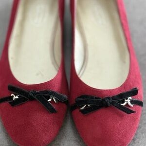 Talbots Women’s Burgundy Suede Ballet Flats with Black Bow
